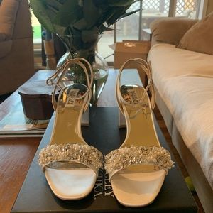 Badgley Mischka Clara White Satin Shoes Size 8.5
